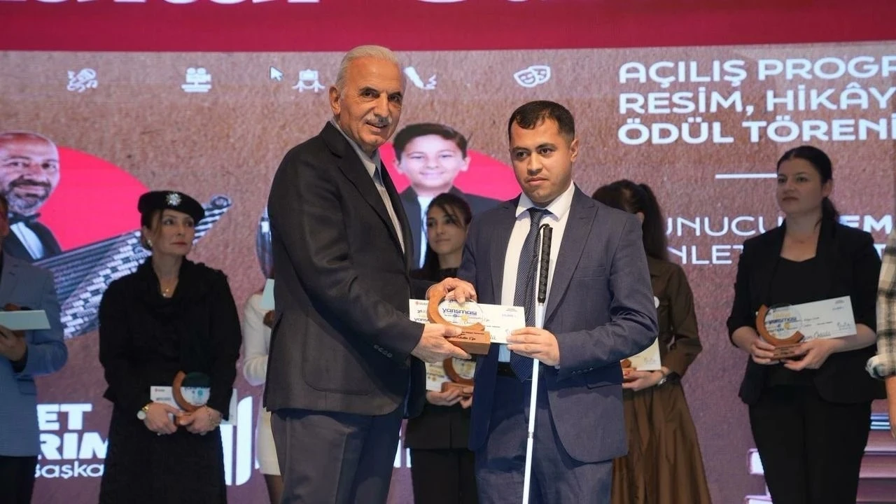 Eskişehirli öğretmenin hikayesi 848 eser arasından seçildi
