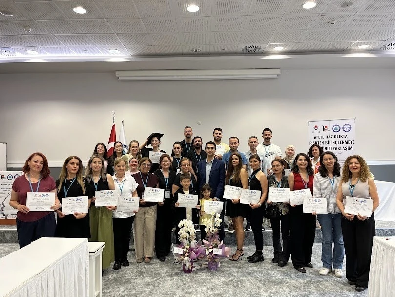 ESOG&Uuml;&rsquo;den afete hazırlıkta b&uuml;y&uuml;k adım: 15 ilden 26 &ouml;ğretmen eğitimini tamamladı
