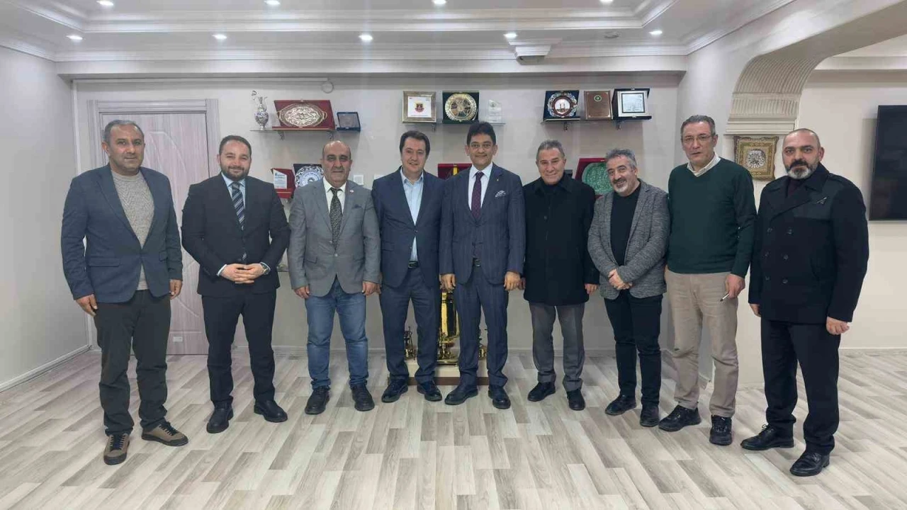 ETB Başkanı Oral, DAGC y&ouml;netimini ağırladı
