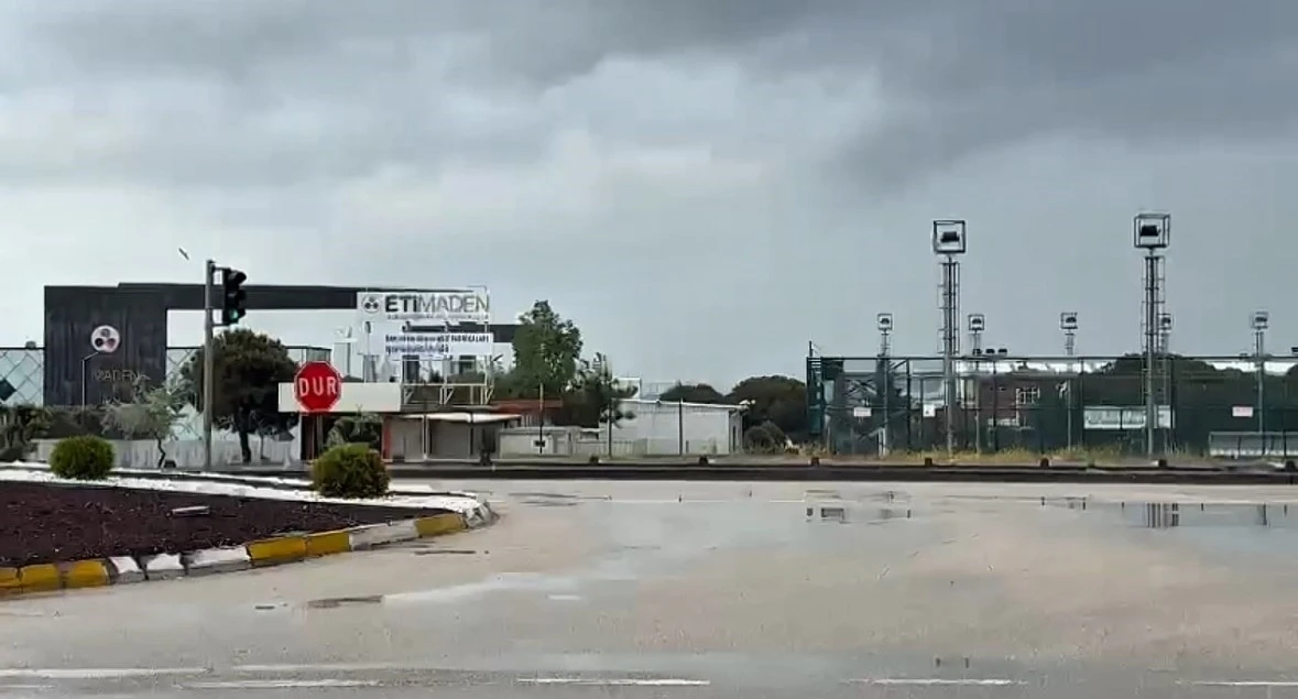 Eti Maden kapakları kapattı, Bandırma’yı sel bastı
