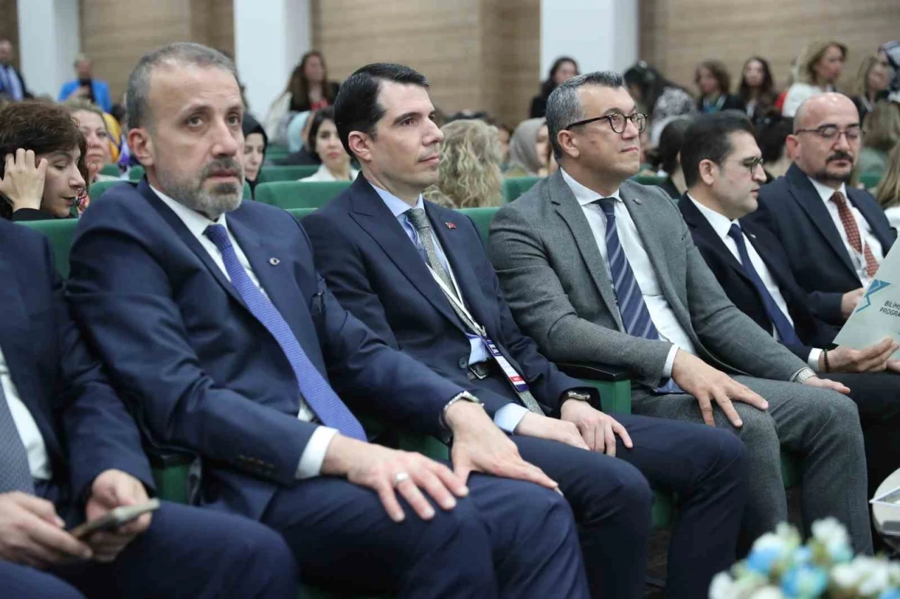 Etlik Şehir Hastanesi’nde ‘Ulusal Bütünleşik 2’nci Hemşirelik Ebelik Kongresi’ düzenlendi
