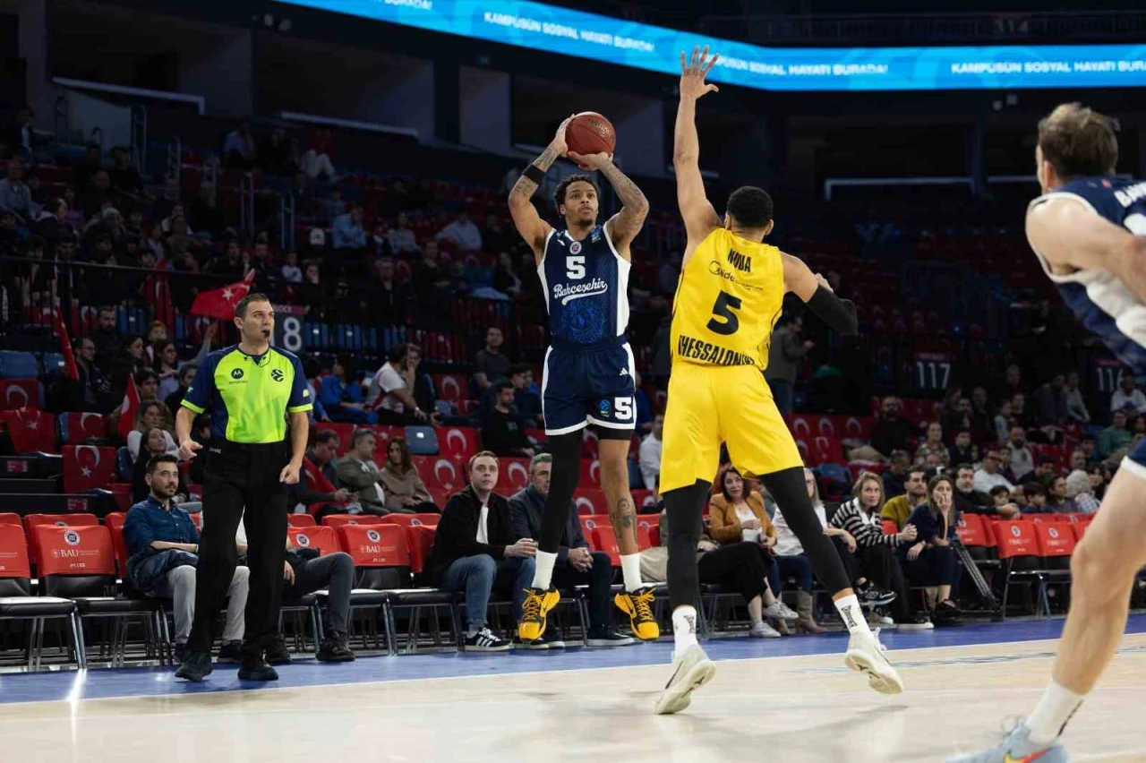 Eurocup: Bah&ccedil;eşehir Koleji: 81 - Aris: 79
