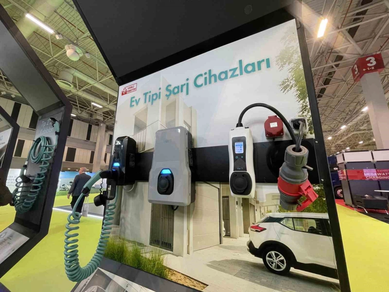 Ev tipi elektrikli araç şarj cihazlarına talep artıyor
