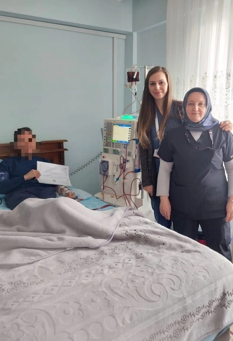 Evde hemodiyaliz uygulaması K&uuml;tahya&rsquo;da başladı
