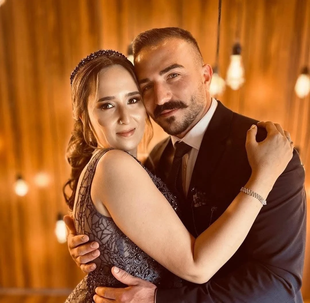 Evlendikten 1 hafta sonra yangında şehit oldu
