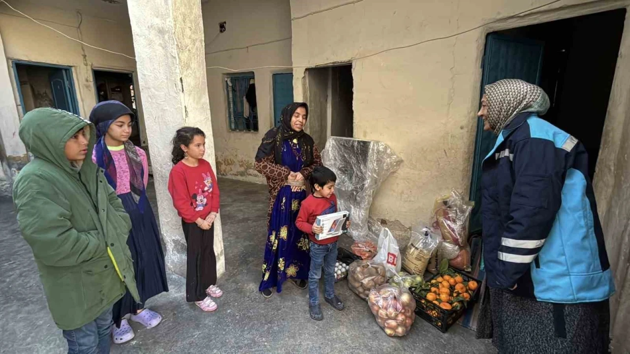 Eyy&uuml;biye&rsquo;de yetimlerin y&uuml;z&uuml; g&uuml;ld&uuml;

