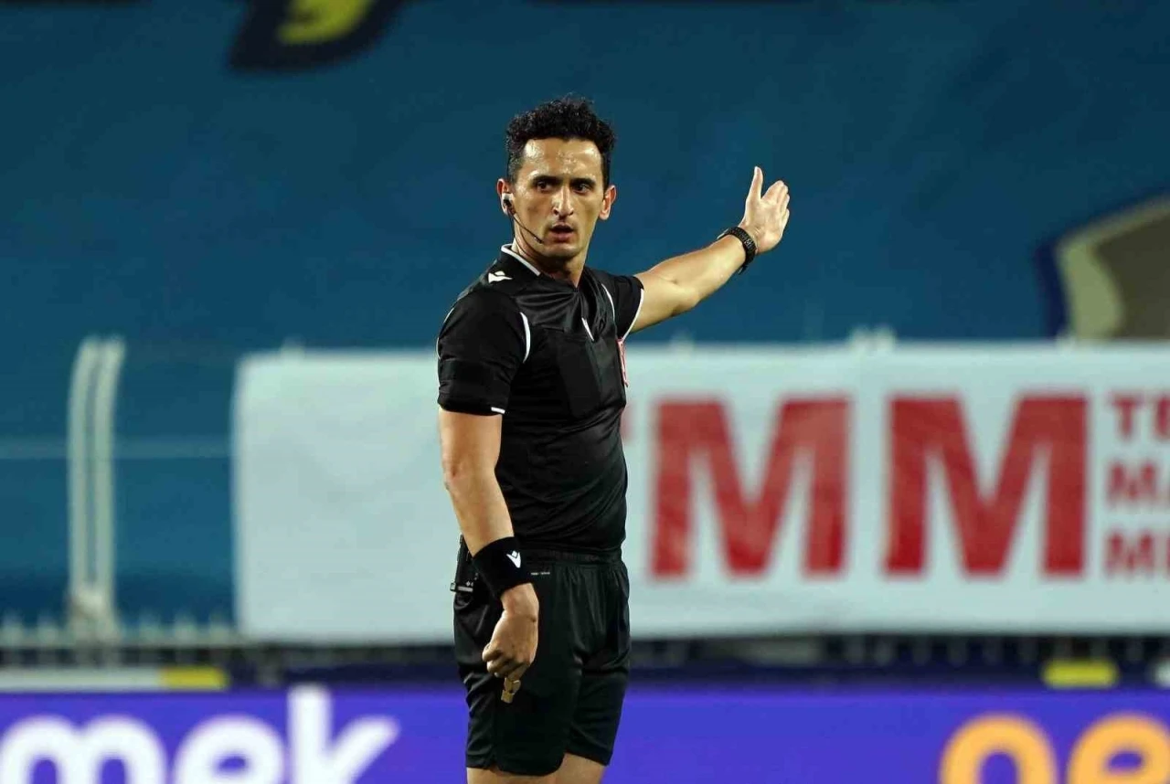 Fatih Karagümrük - Trabzonspor maçının VAR’ı Erkan Özdamar oldu
