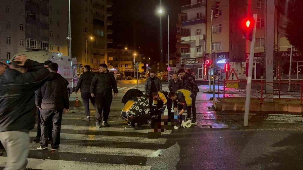 Feci kazadan acı haber geldi: Ağır yaralanan motosiklet s&uuml;r&uuml;c&uuml;s&uuml; hayatını kaybetti
