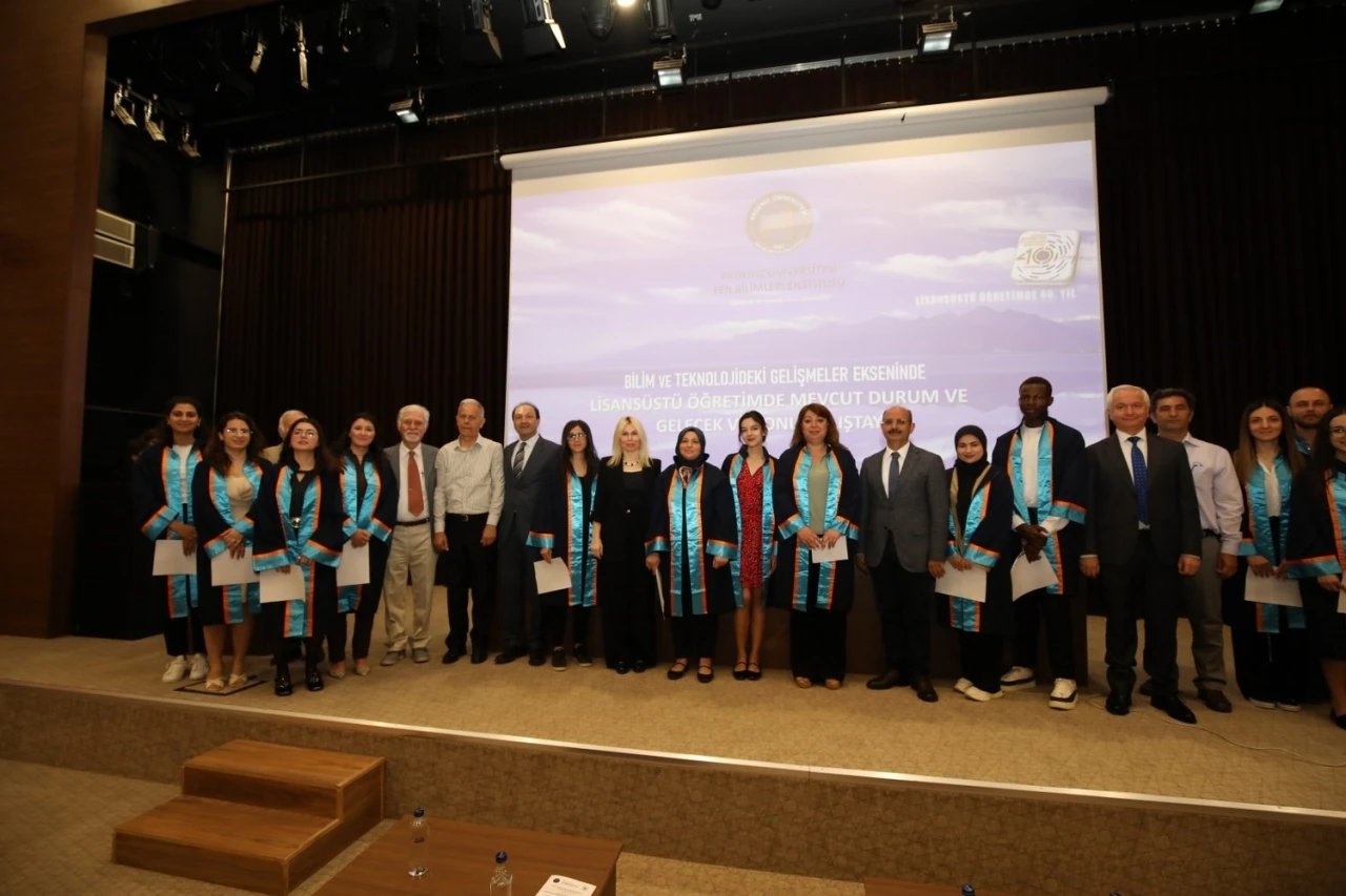Fen Bilimleri Enstitüsü 40. yılını kutluyor
