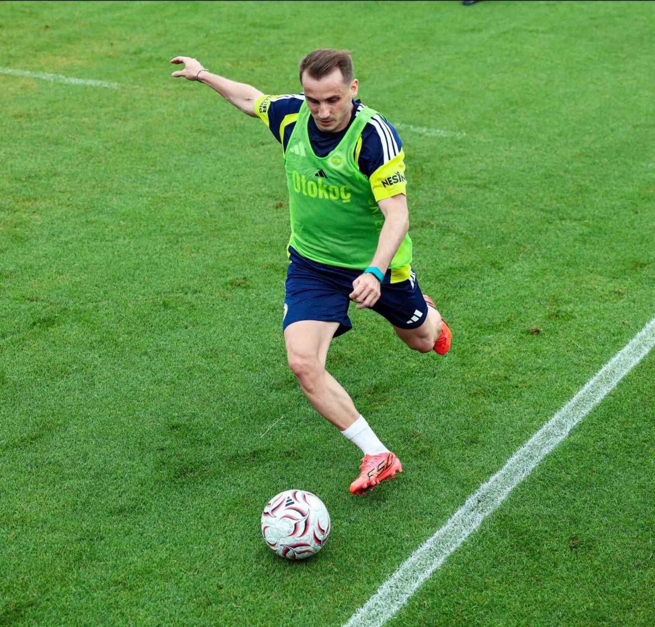 Fenerbah&ccedil;e, Avusturya kampındaki ilk antrenmanını yaptı
