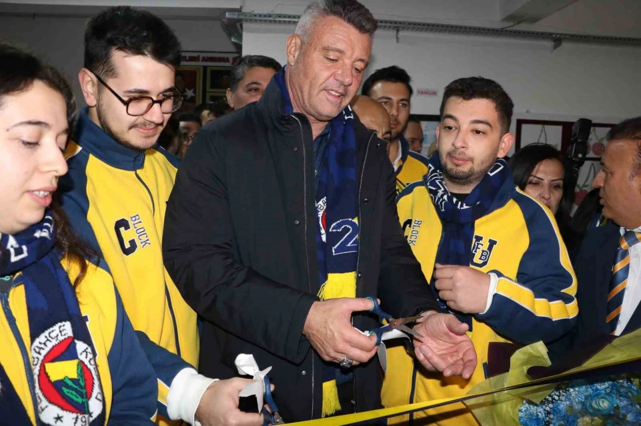 Fenerbah&ccedil;e Başkanı Saran, Alanya&rsquo;da k&uuml;t&uuml;phane a&ccedil;ılışına katıldı
