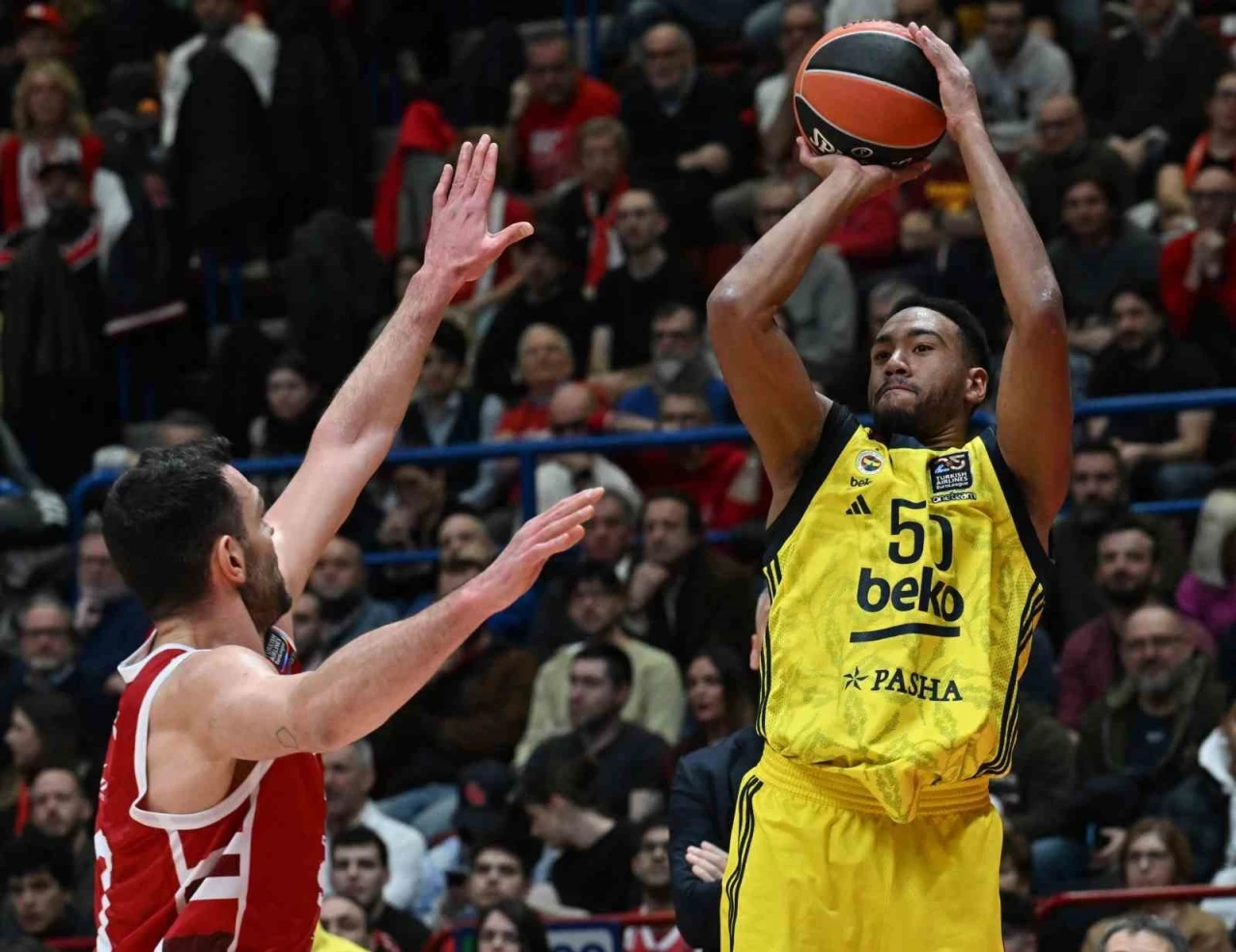Fenerbah&ccedil;e Beko, Bonzie Colson ile yollarını ayırdı
