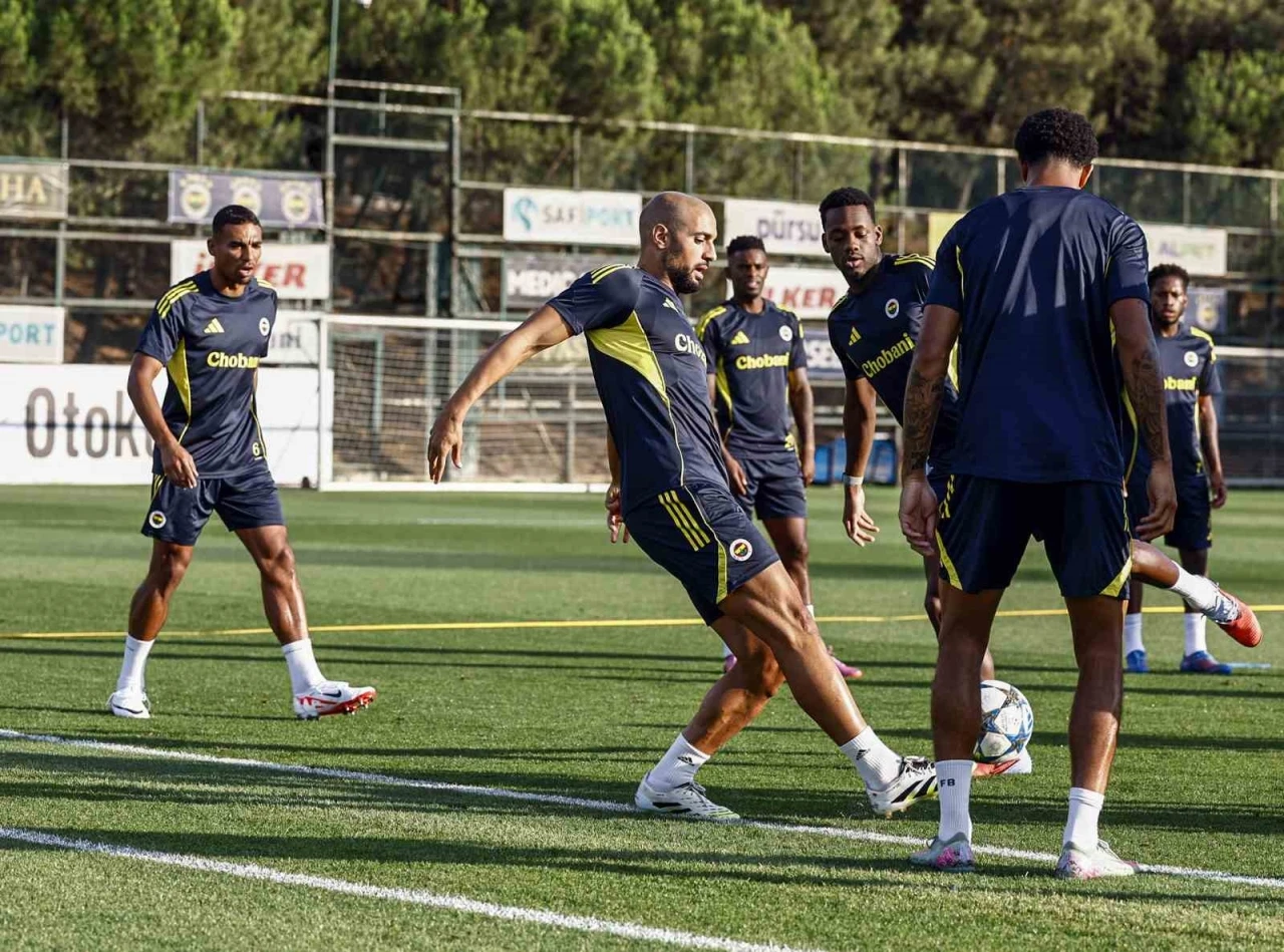 Fenerbahçe, Benfica maçının hazırlıklarını tamamladı
