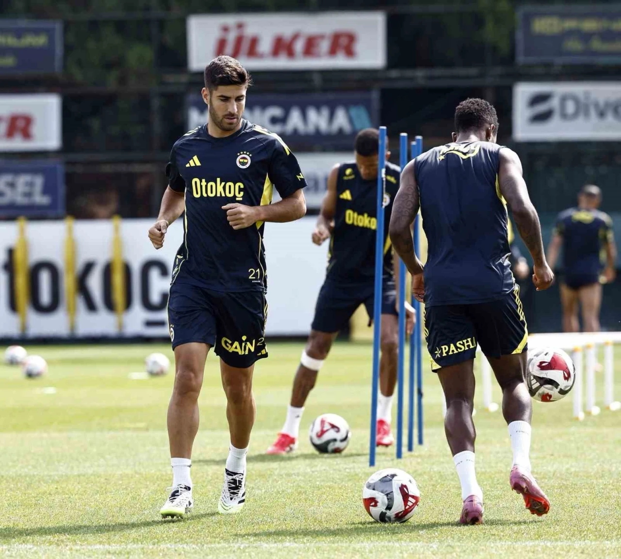 Fenerbahçe, Corendon Alanyaspor maçı hazırlıklarına başladı
