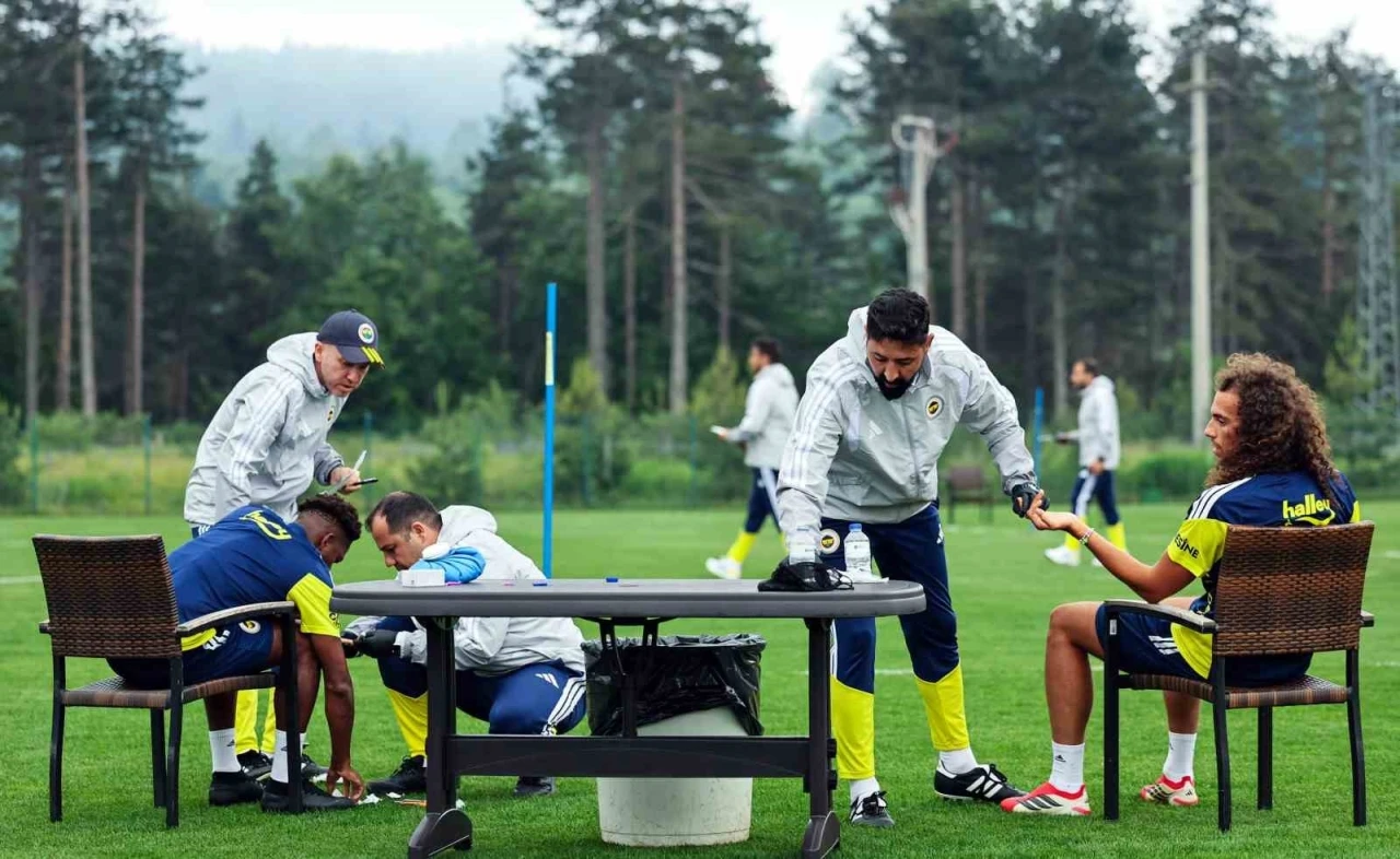Fenerbah&ccedil;e&rsquo;de futbolcular laktat testinden ge&ccedil;ti
