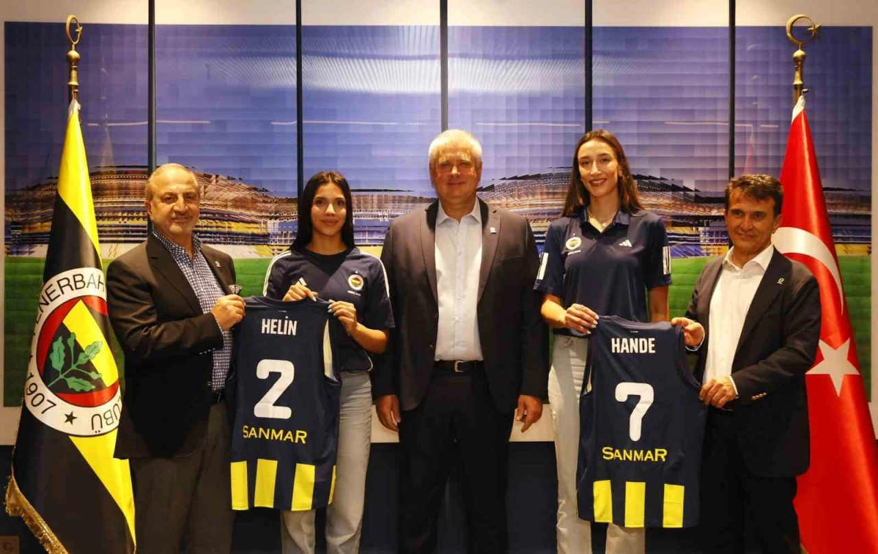 Fenerbahçe’de Hande Baladın ve Helin Kayıkçı sözleşme imzaladı
