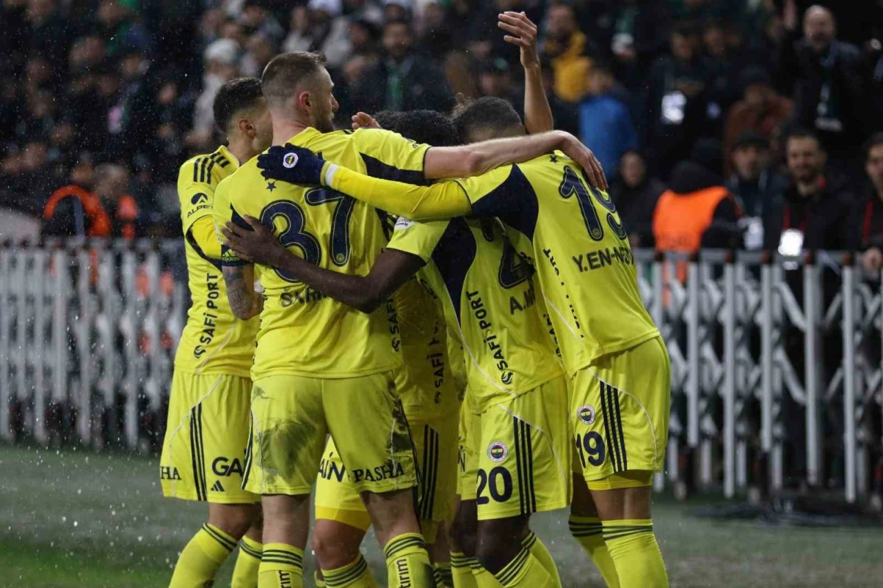 Fenerbah&ccedil;e&rsquo;den 20 yıl sonra ilk: 20 ma&ccedil;tır namağlup
