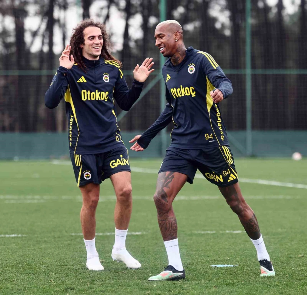 Fenerbah&ccedil;e, Gen&ccedil;lerbirliği ma&ccedil;ının hazırlıklarına başladı
