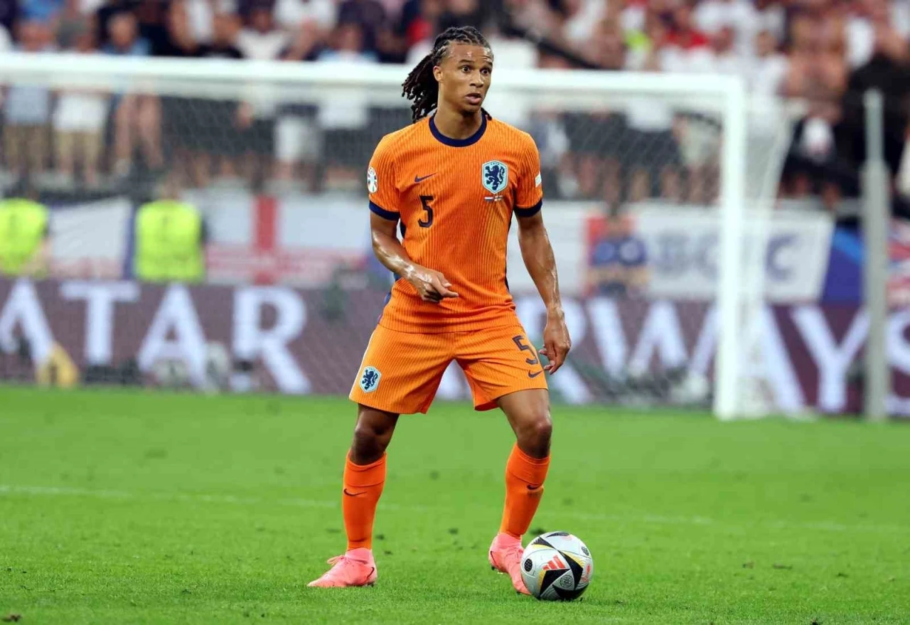 Fenerbah&ccedil;e, Hollandalı oyuncu Nathan Ake&rsquo;yi transfer etti
