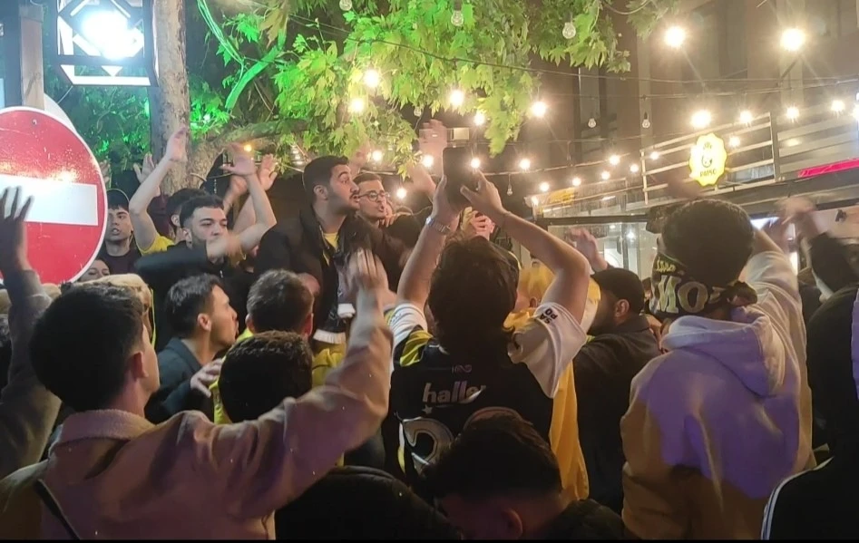 Fenerbahçe’nin Euroleague zaferi Tekirdağ’da büyük coşkuyla kutlandı
