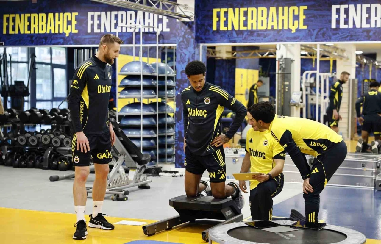 Fenerbah&ccedil;e, Samsunspor ma&ccedil;ı hazırlıklarına başladı
