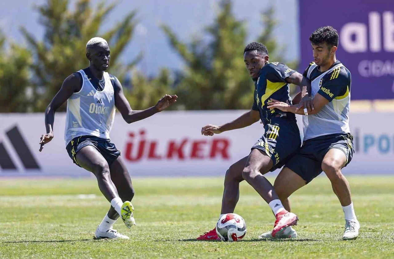 Fenerbahçe, yeni sezon hazırlıklarına devam ediyor
