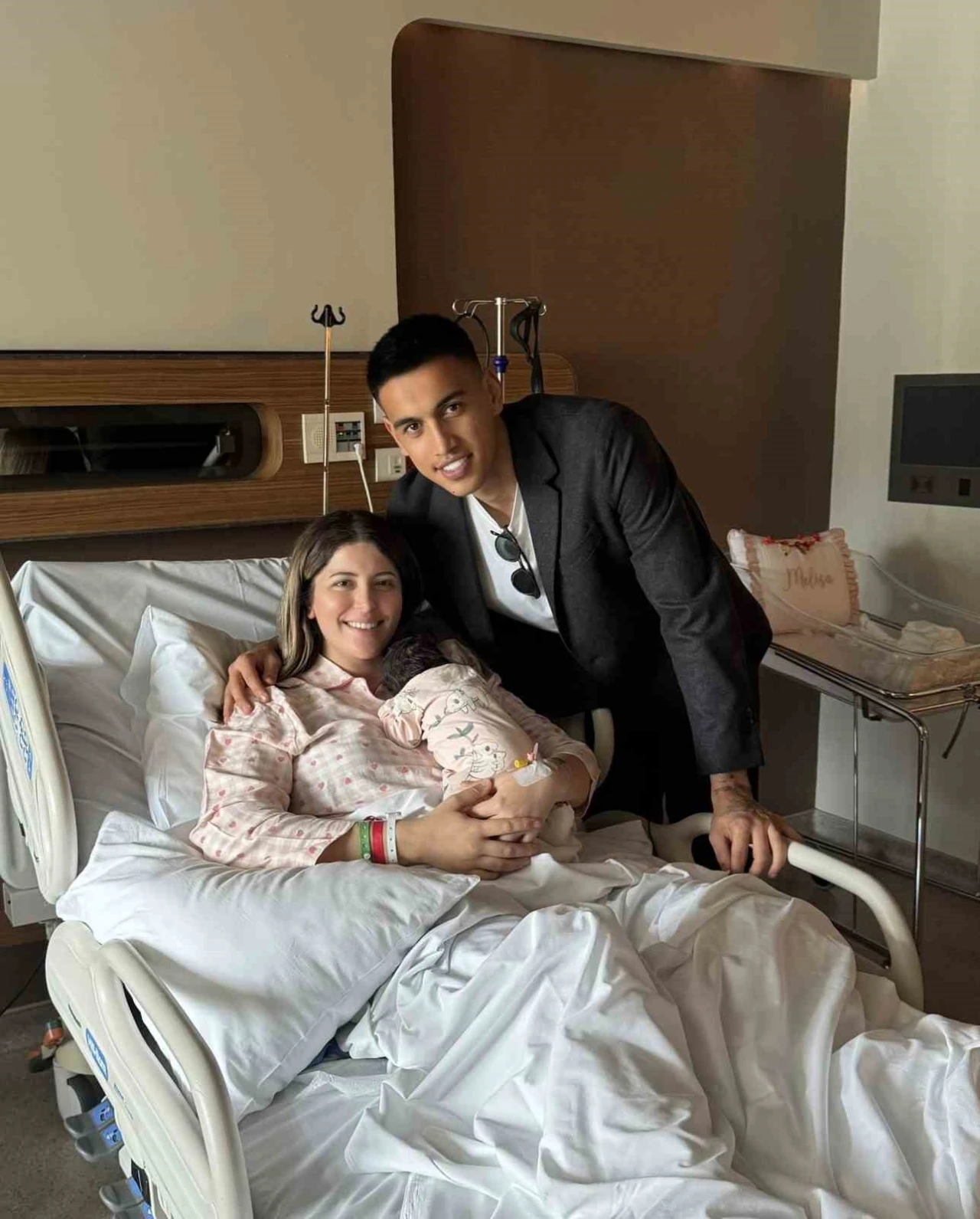 Fenerbahçeli kaleci İrfan Can Eğribayat, 2. kez baba oldu
