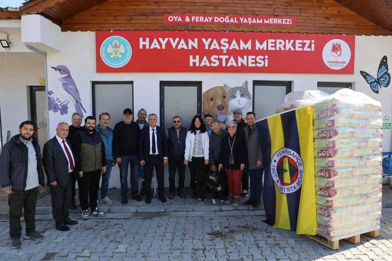 Fenerbah&ccedil;eliler&rsquo;den can dostlar i&ccedil;in anlamlı bağış
