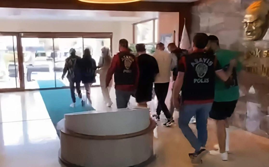 FETHİYE'!DE SUÇ ÖRGÜTLERİNE YÖNELİK OPERASYON