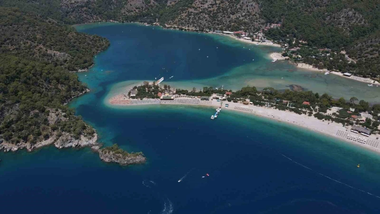 Fethiye&rsquo;nin g&ouml;zde plajına bayramda 18 bin 870 ziyaret&ccedil;i
