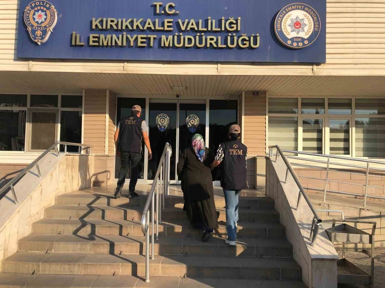 FETÖ’den aranan cezaevi firarisi kadın, polis ekiplerince yakalandı

