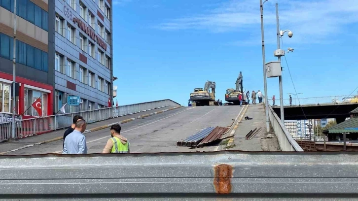Fevkani K&ouml;pr&uuml;s&uuml;&rsquo;n&uuml;n yıkımına bu gece başlanıyor
