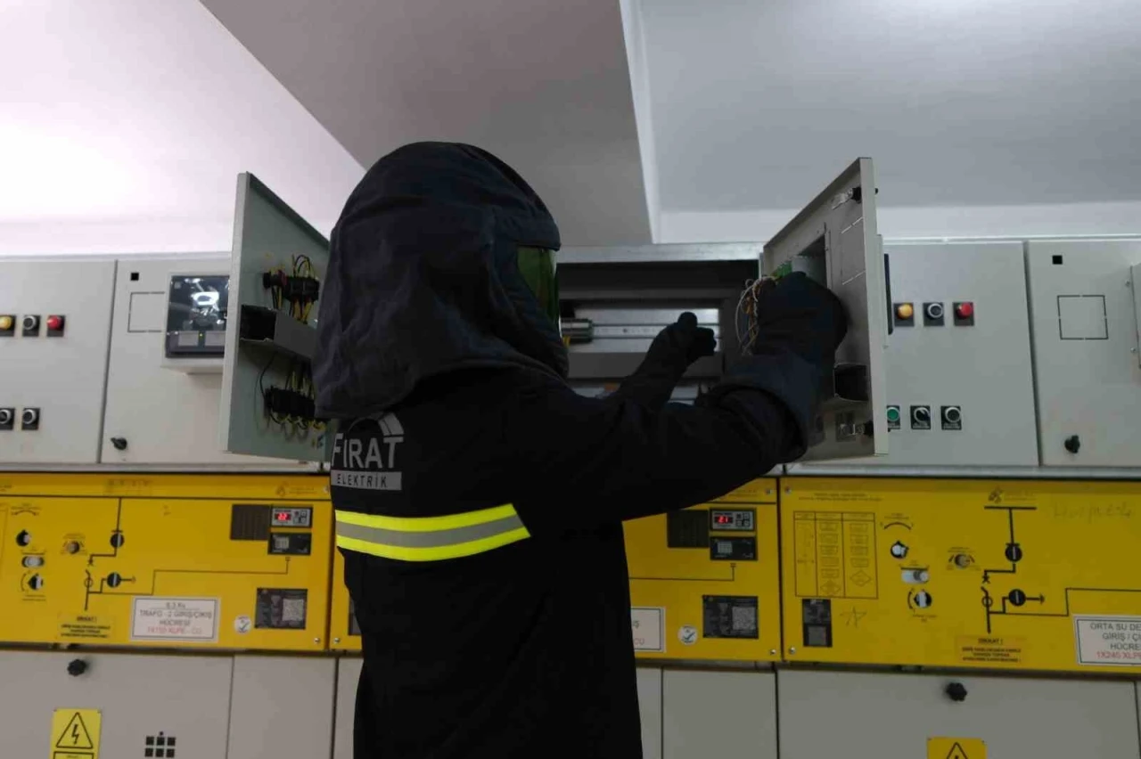 Fırat EDAŞ&rsquo;dan izinsiz kazı ve m&uuml;dahalelerde oluşacak risklere karşı uyarı

