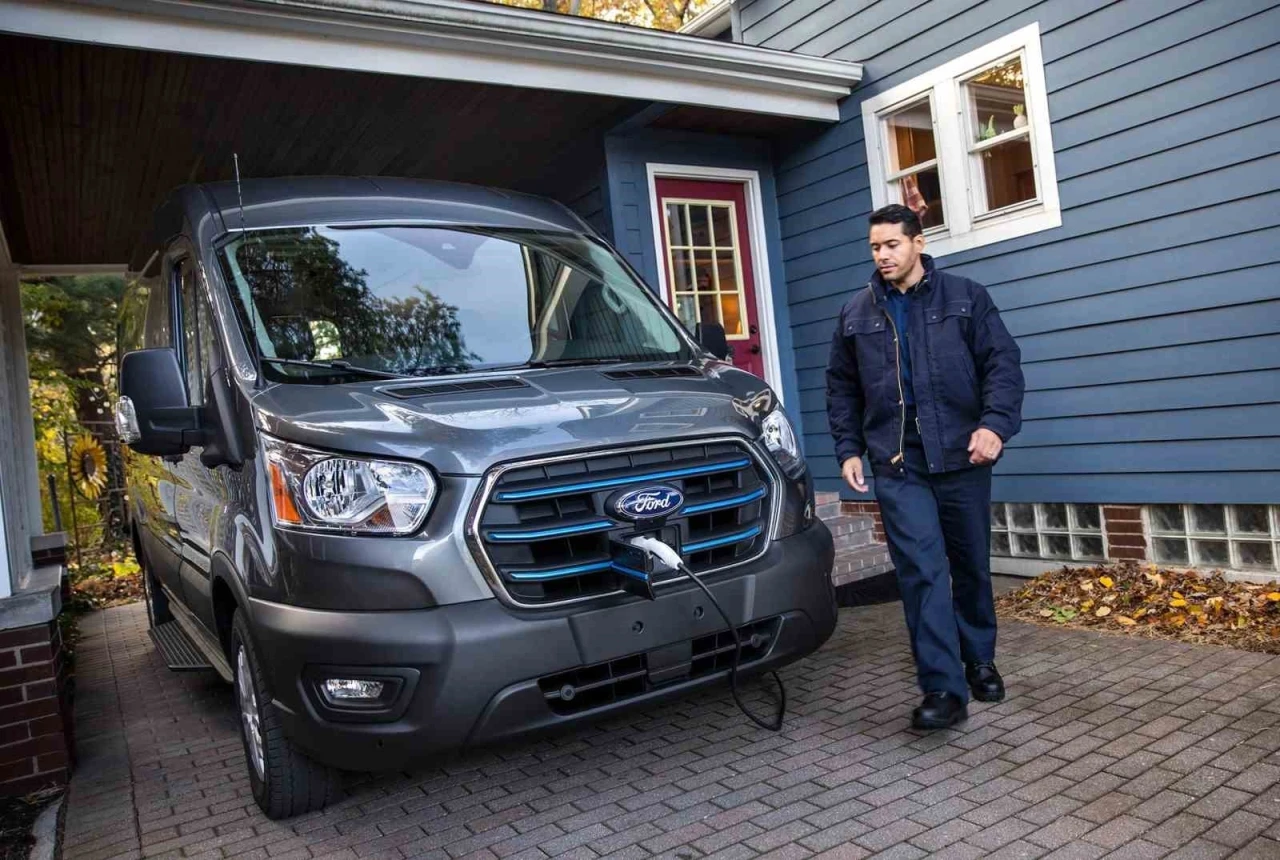 Ford Transit 60’ıncı yaşını kutluyor
