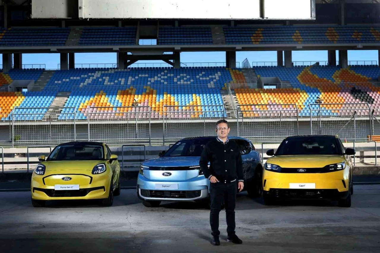 Ford Türkiye, elektrikli yeni binek ve ticari araçlarını tanıttı
