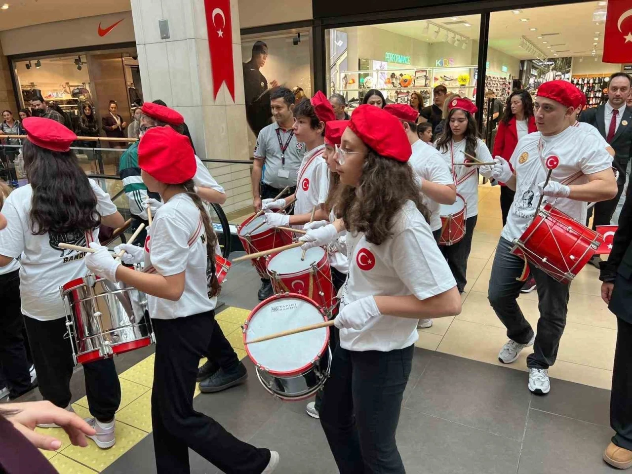 Forum Trabzon’da coşkulu Cumhuriyet Bayramı kutlaması