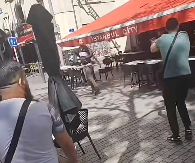 Fransa’da bıçaklı saldırı: 4 yaralı
