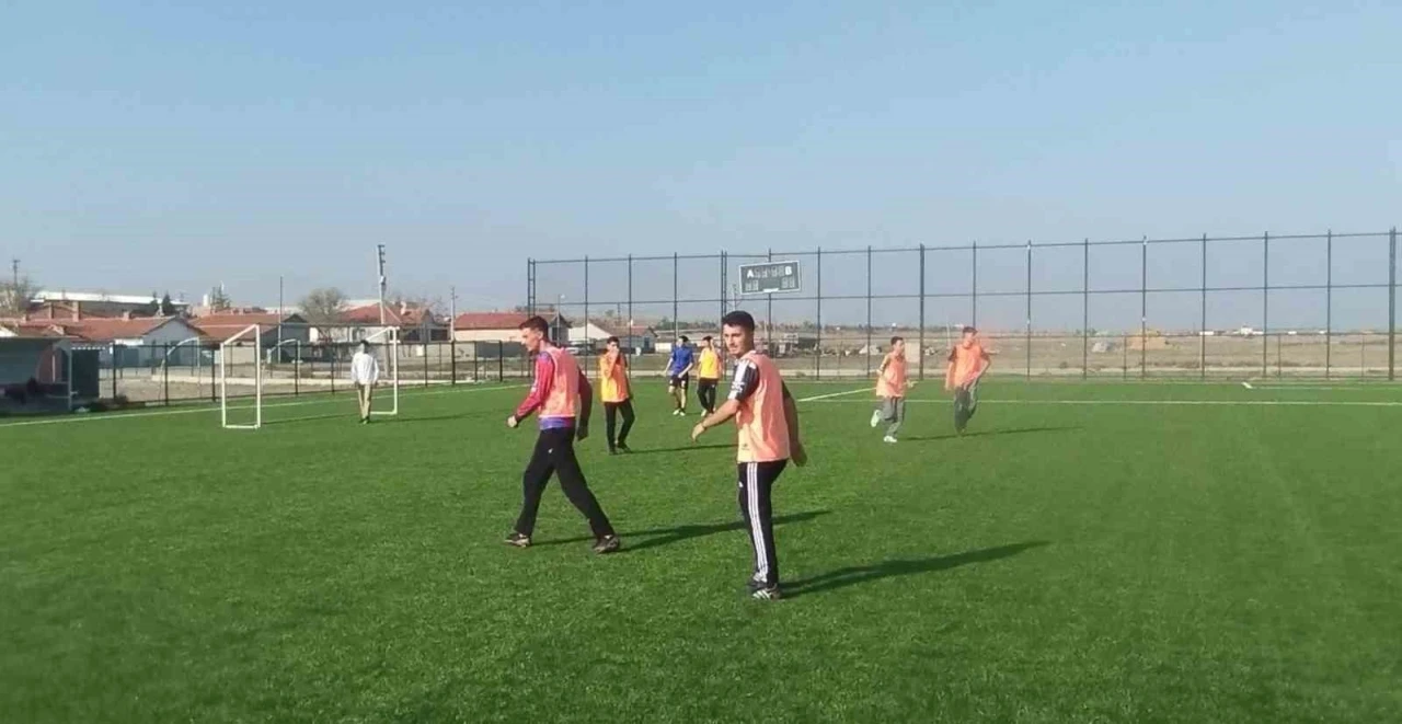 Futbol takımı seçmelerinde büyük coşku yaşandı
