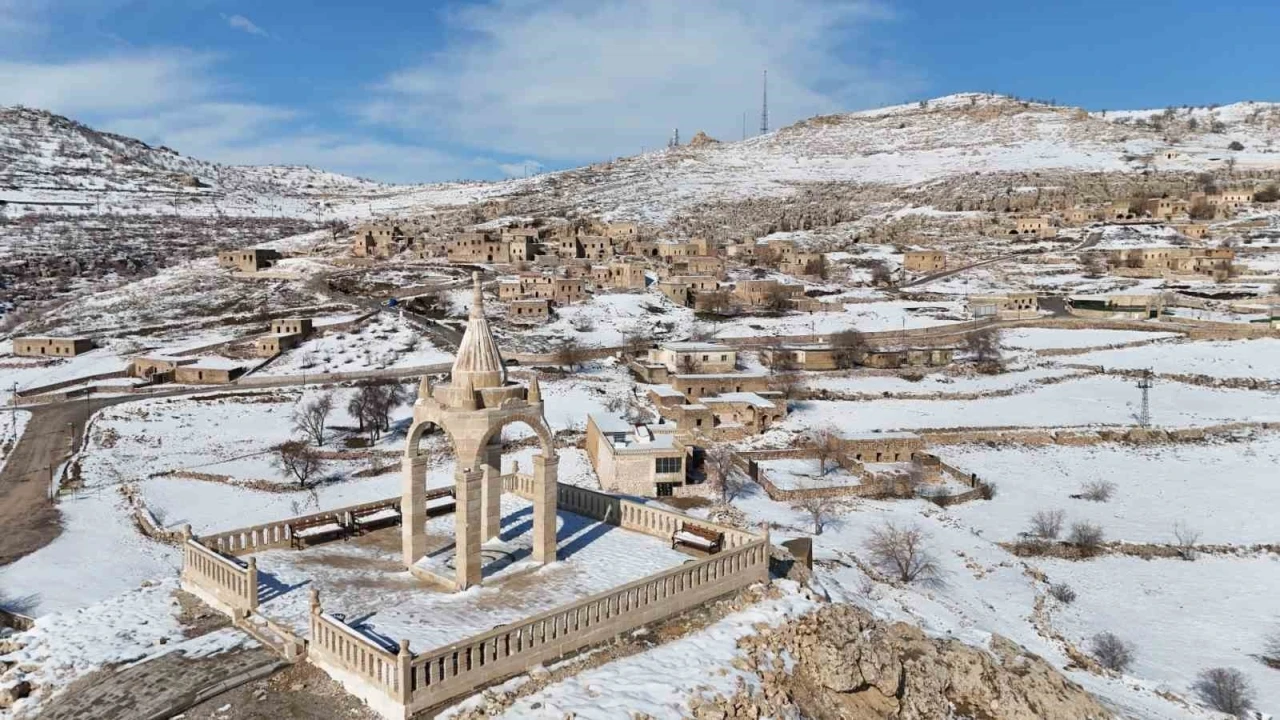 Gabar Dağı eteklerindeki Mağara k&ouml;y&uuml; yeniden canlanıyor
