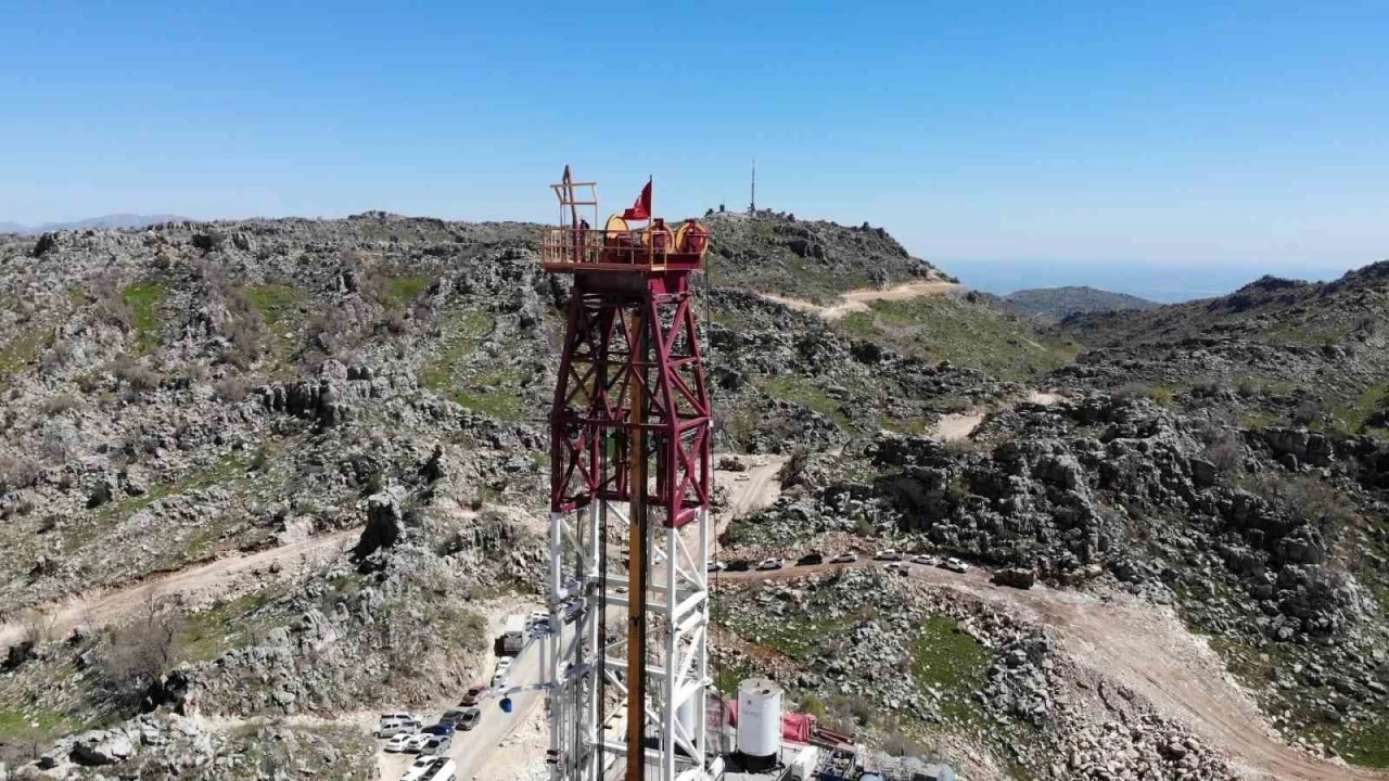 Gabar petrolü Şırnaklı gençlerin yeni istihdam kapısı oldu
