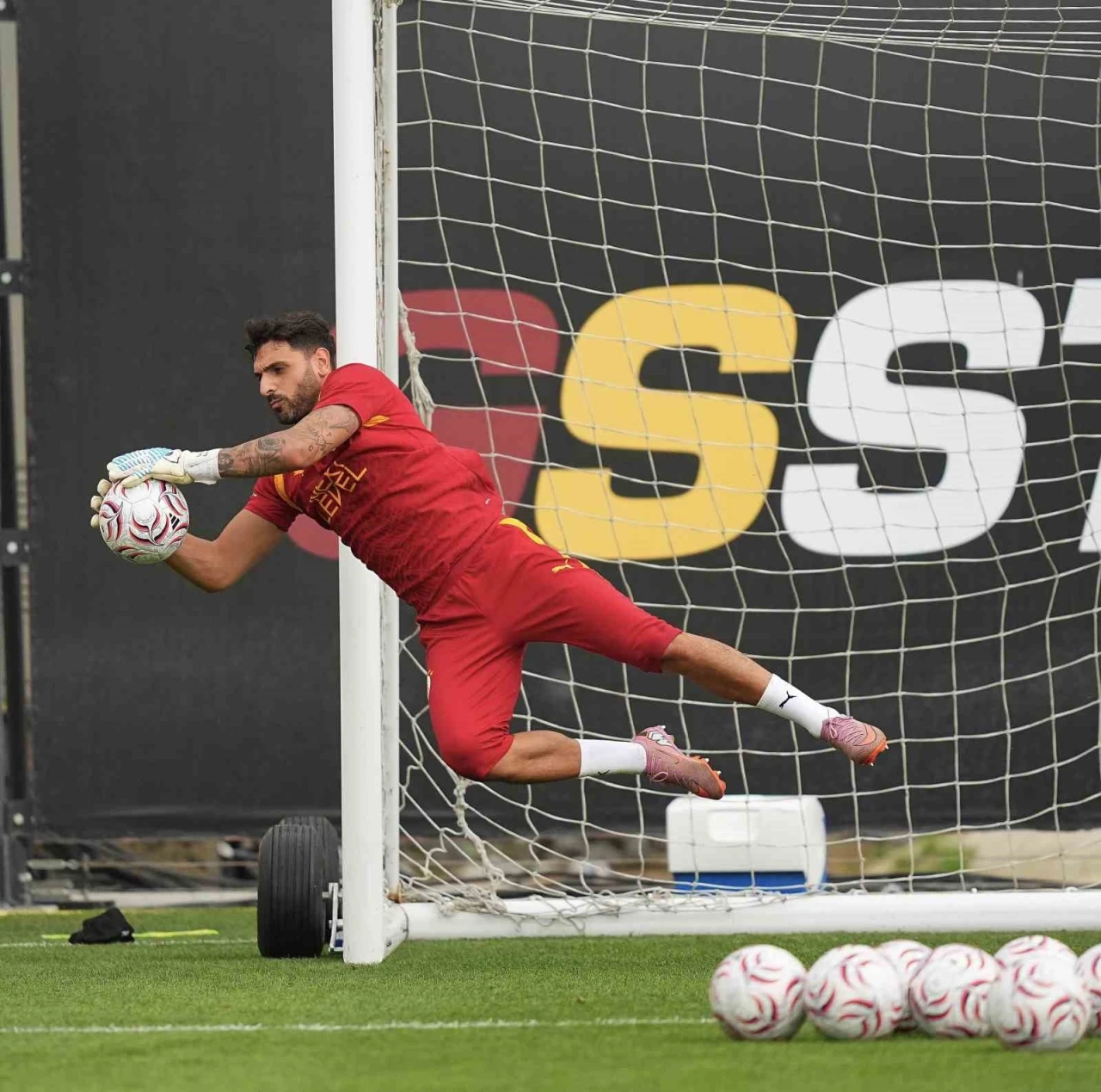 Galatasaray&rsquo;da yeni sezon hazırlıkları devam etti
