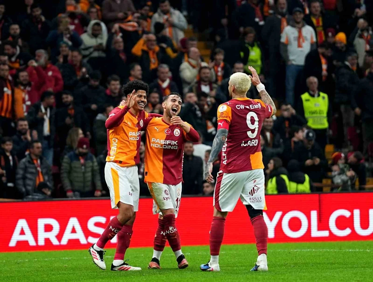 Galatasaray&rsquo;dan ligde &uuml;st &uuml;ste 3. galibiyet
