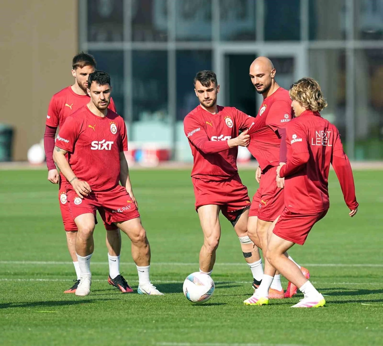 Galatasaray, Eyüpspor maçı hazırlıklarını tamamladı
