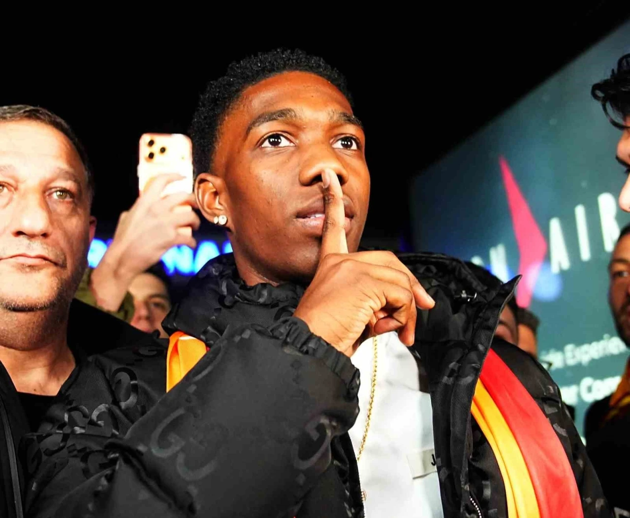 Galatasaray&rsquo;ın yeni transferi Yaser Asprilla, İstanbul&rsquo;a geldi
