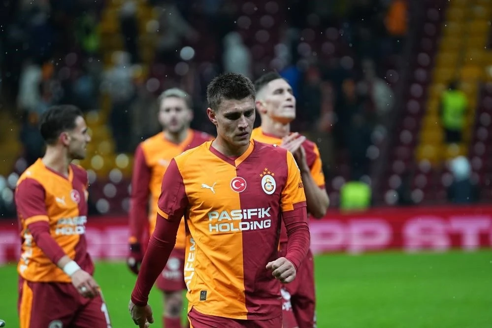 Galatasaray, Kazımcan Karataş&rsquo;ı Başakşehir&rsquo;e kiraladı
