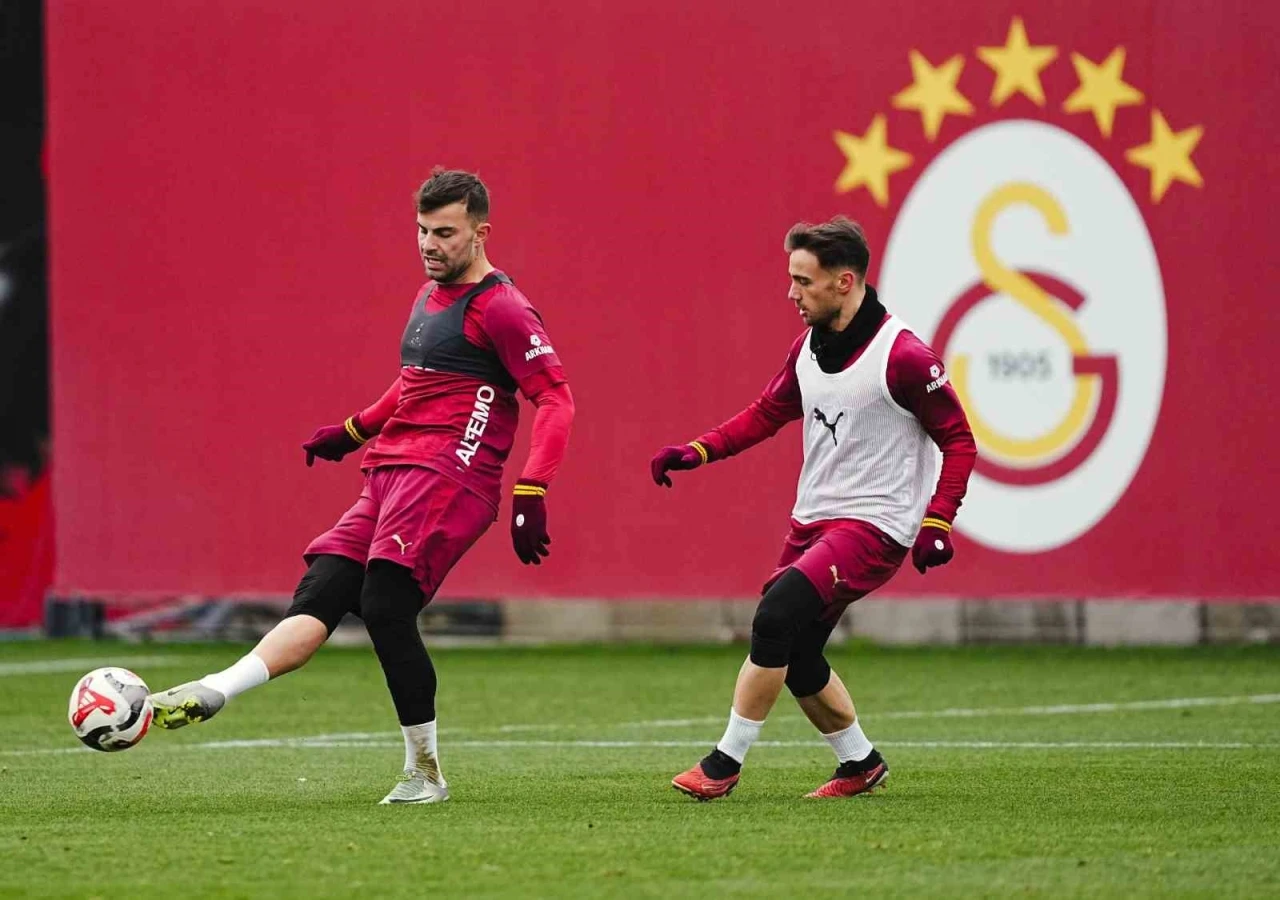 Galatasaray, Trabzonspor ma&ccedil;ı hazırlıklarına devam etti
