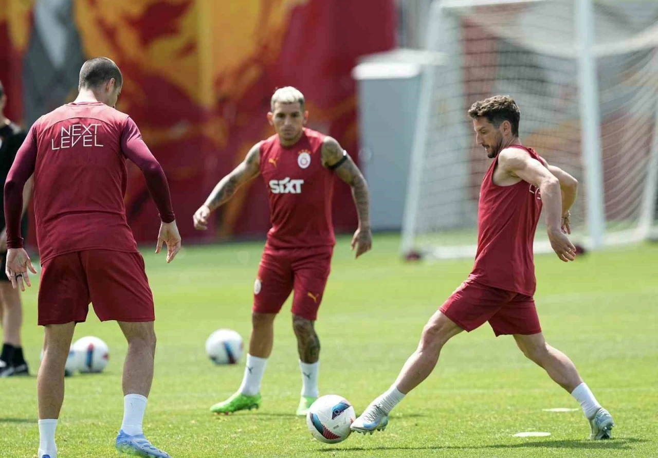 Galatasaray, Trabzonspor maçı hazırlıklarını tamamladı
