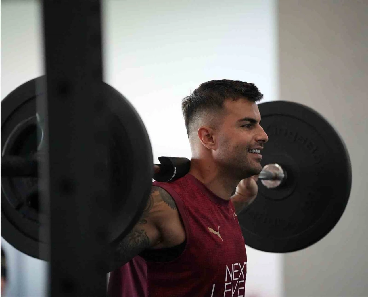 Galatasaray, yeni sezon hazırlıklarını çift idmanla sürdürdü
