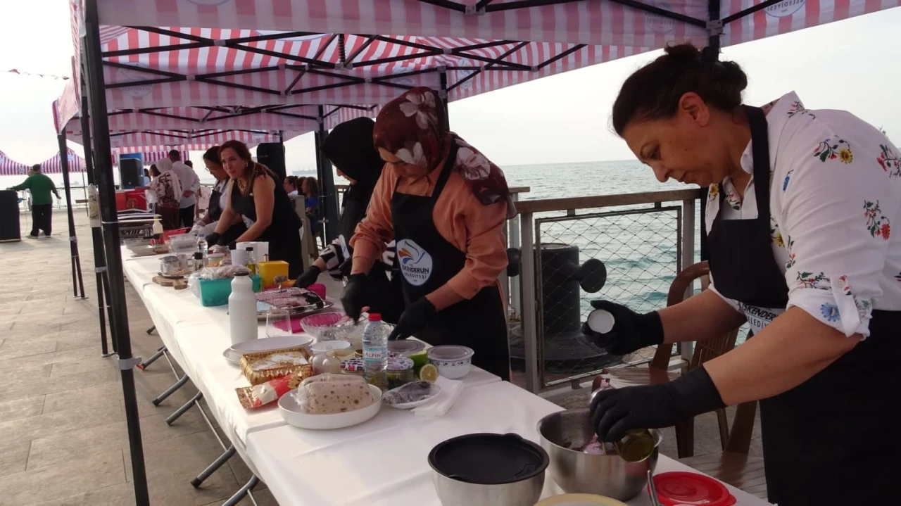 Gastronomi şehrinin damak &ccedil;atlatan lezzetleri yarıştı

