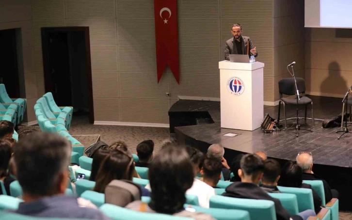 GAÜN’de TMDK Konferansı
